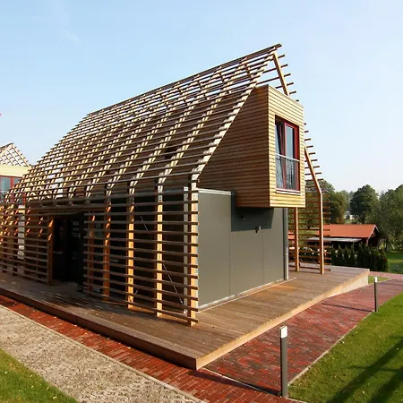 بيت للعطل Mit Aussensauna In